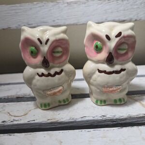 Vintage Shawnee Ppttery Winking Owl Ceramic Salt & Pepper Shakers